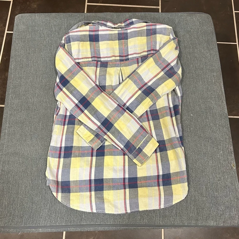 American Eagle Outfitters Flannel Womens Light Yellow & Blue Flannel Size Large - Picture 2 of 7